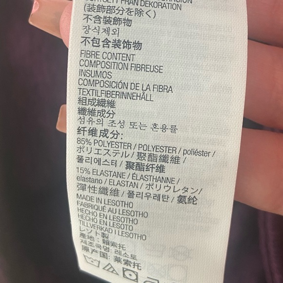 🔸 Kirkland 🔸 purple biker shorts - Picture 7 of 9